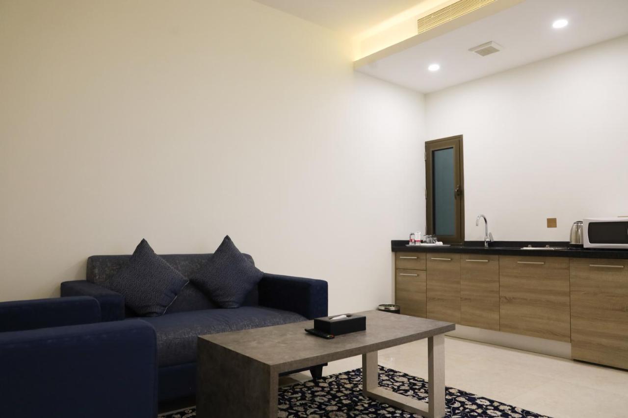 مبيت الخبر للأجنحة الفندقية Al Khobar Luaran gambar